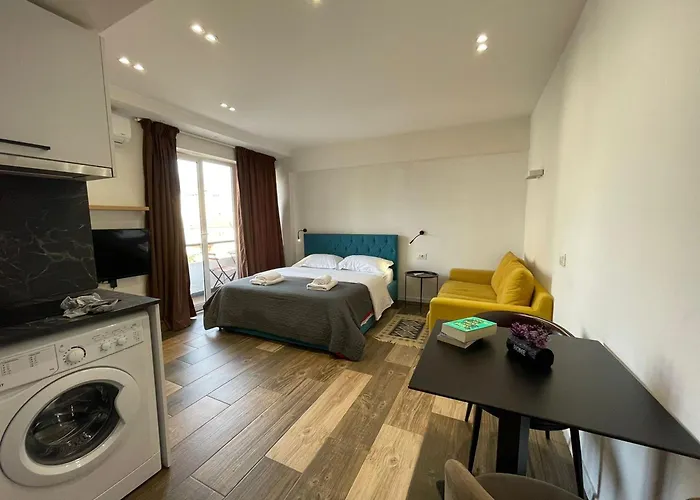 Boutique Central Studio Apartments