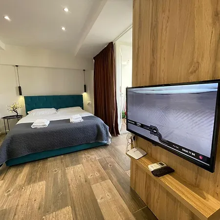 Boutique Central Studio Apartments Tirana Exterior photo