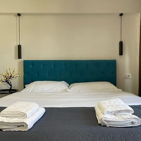 Boutique Central Studio Apartments Tirana Exterior photo