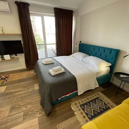 Boutique Central Studio Apartments Tirana Exterior photo